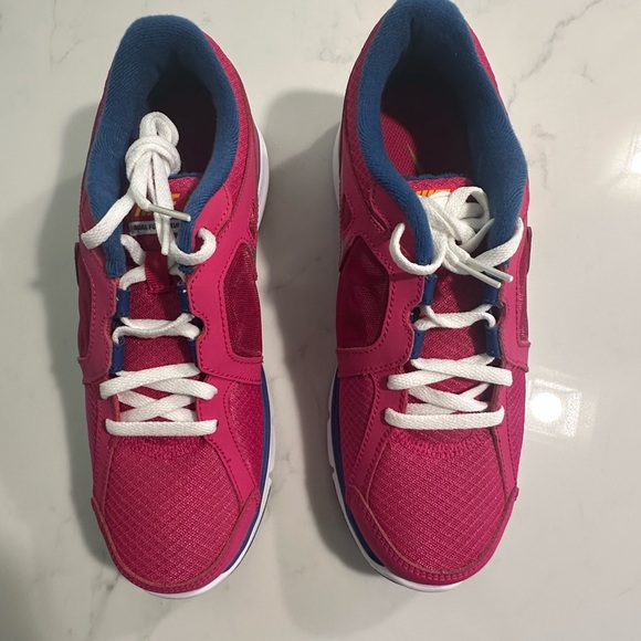 Nike Kids Dual Fusion Pink Sneakers - Youth 6.5 - Picture 2 of 5